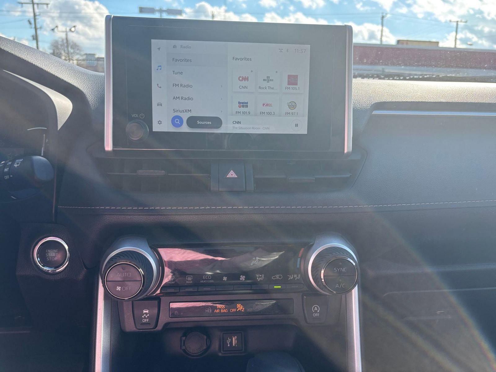 Thumbnail: 2025 Toyota RAV4 - 18