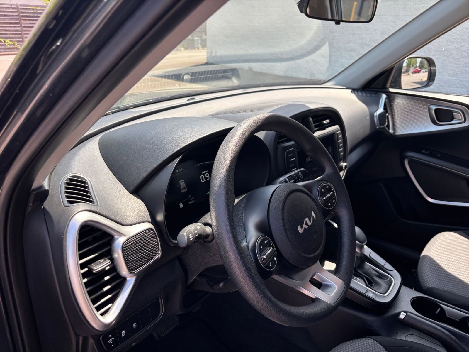 Thumbnail: 2025 Kia Soul - 33