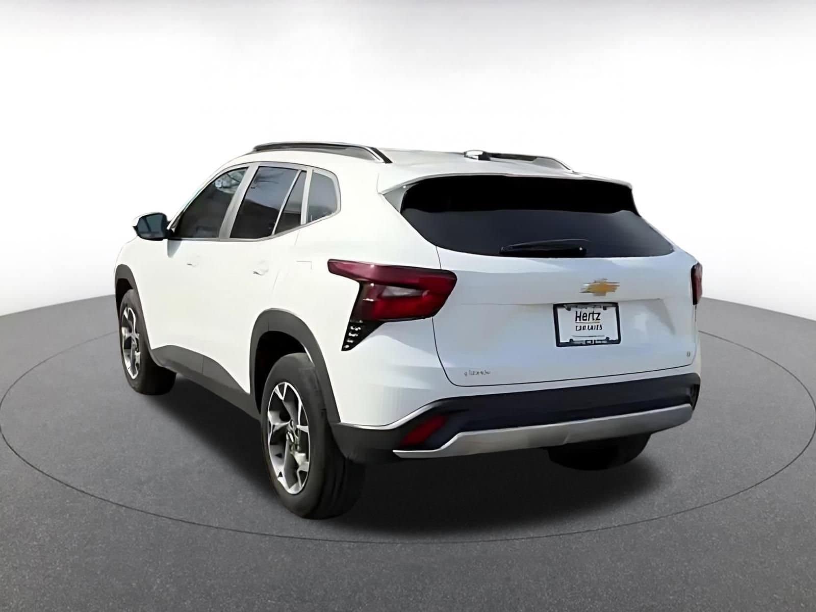 Thumbnail: 2025 Chevrolet Trax - 11