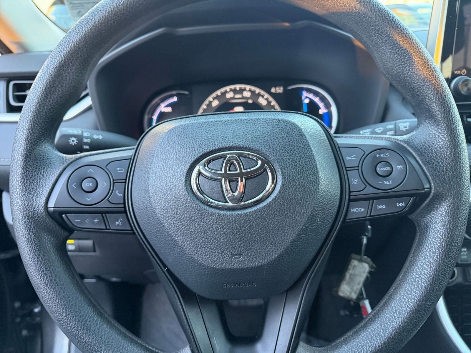 Thumbnail: 2025 Toyota RAV4 - 27