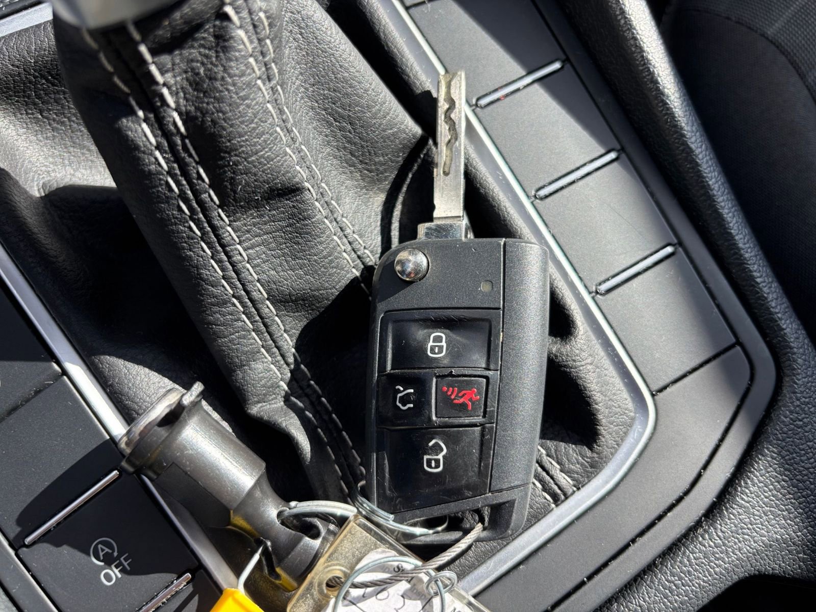 Thumbnail: 2025 Volkswagen Jetta - 22