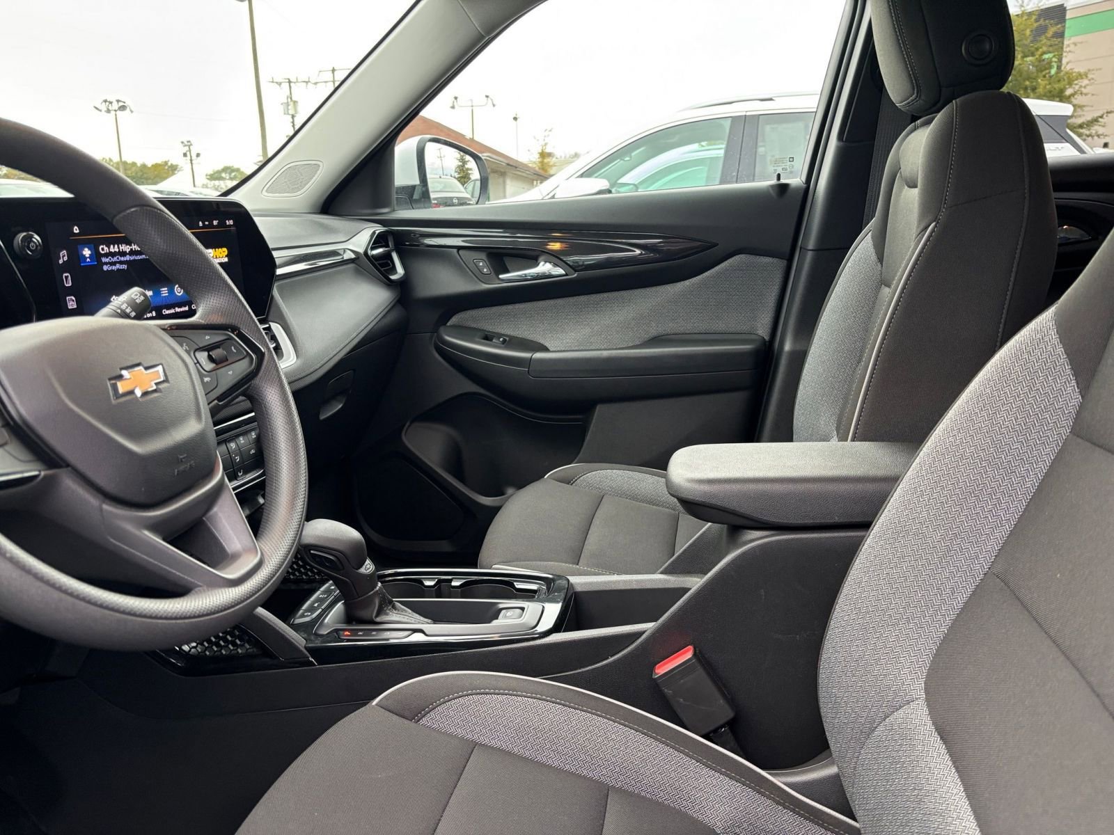 Thumbnail: 2025 Chevrolet TrailBlazer - 25