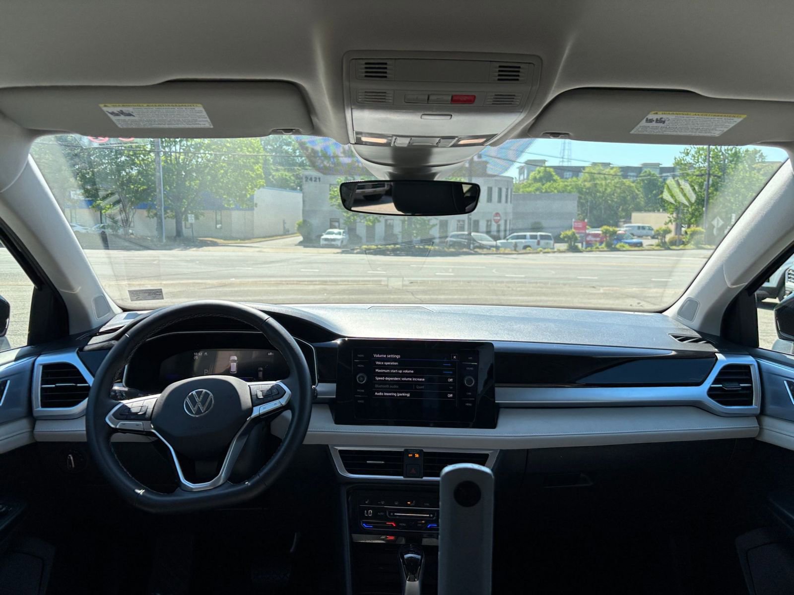 Thumbnail: 2025 Volkswagen Taos - 34