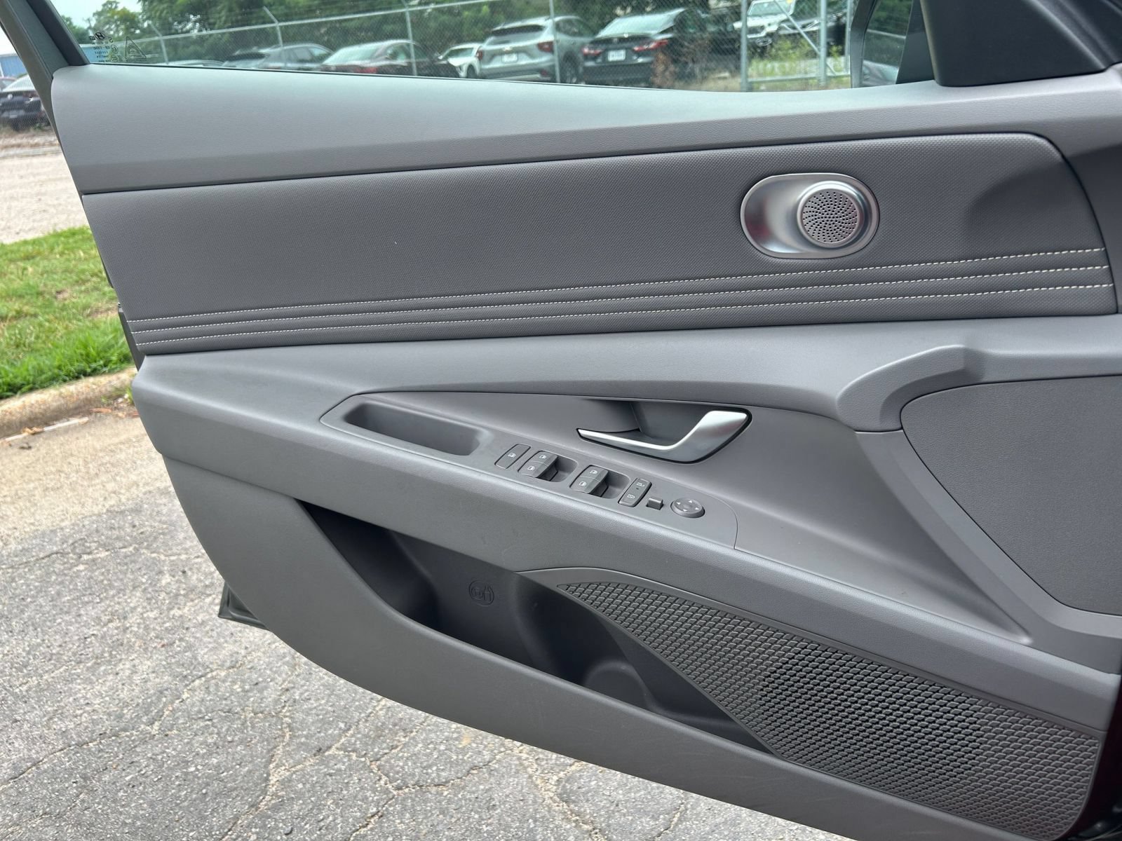 Thumbnail: 2025 Hyundai Elantra - 18