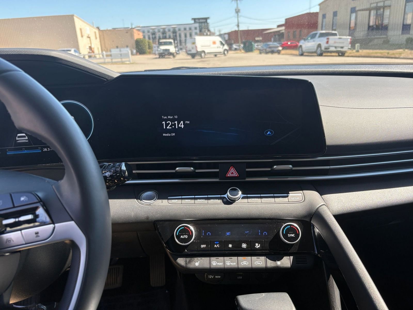 Thumbnail: 2025 Hyundai Elantra - 17