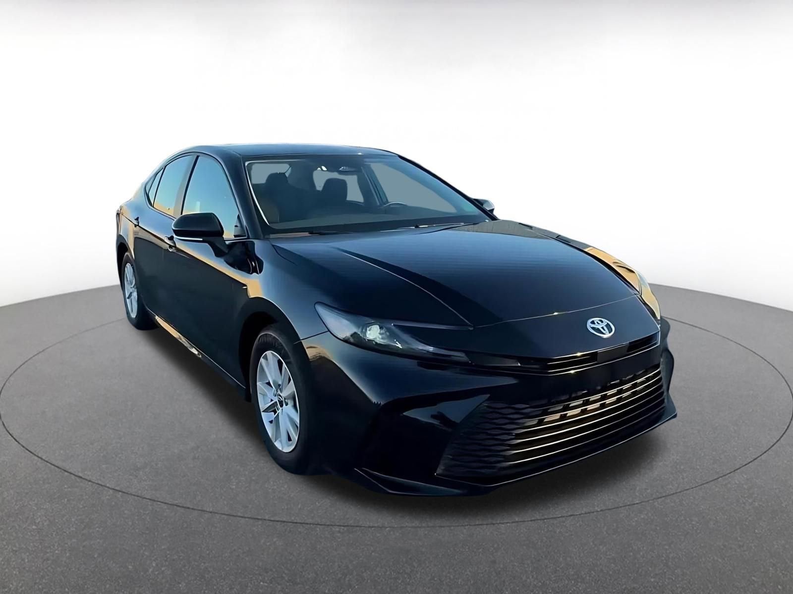 Thumbnail: 2025 Toyota Camry - 3