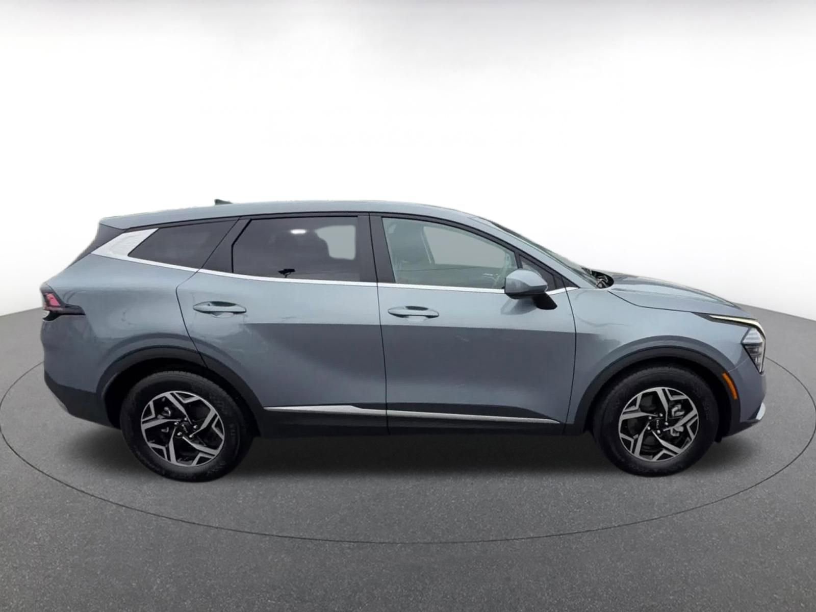 Thumbnail: 2025 Kia Sportage - 16