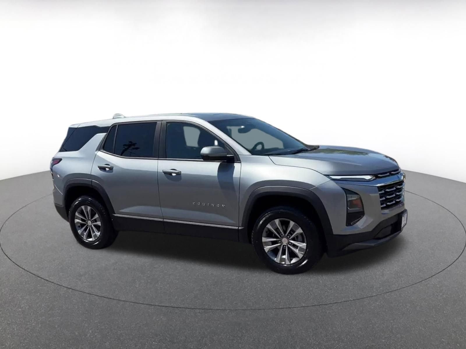 Thumbnail: 2025 Chevrolet Equinox - 2