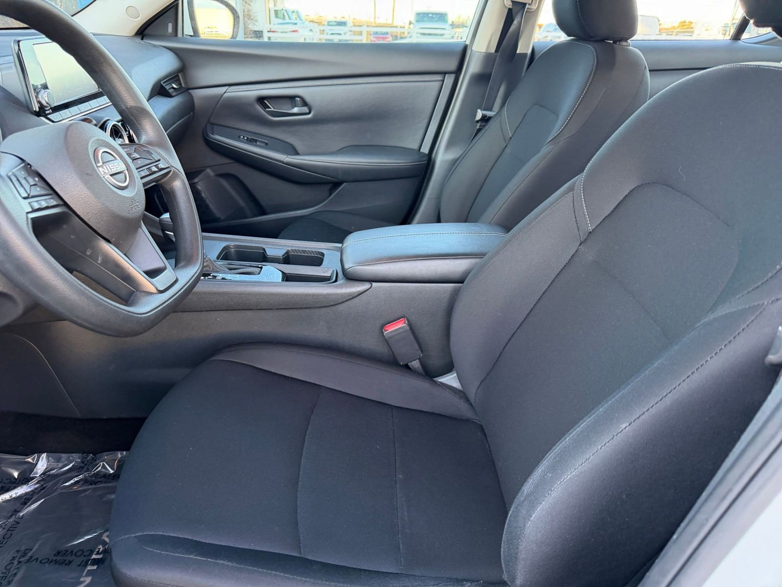 Thumbnail: 2025 Nissan Sentra - 25