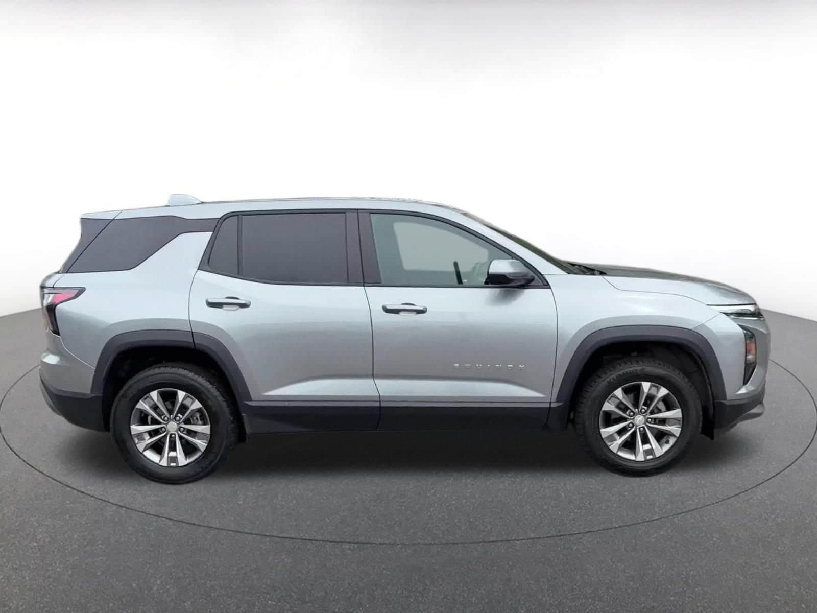 Thumbnail: 2025 Chevrolet Equinox - 13