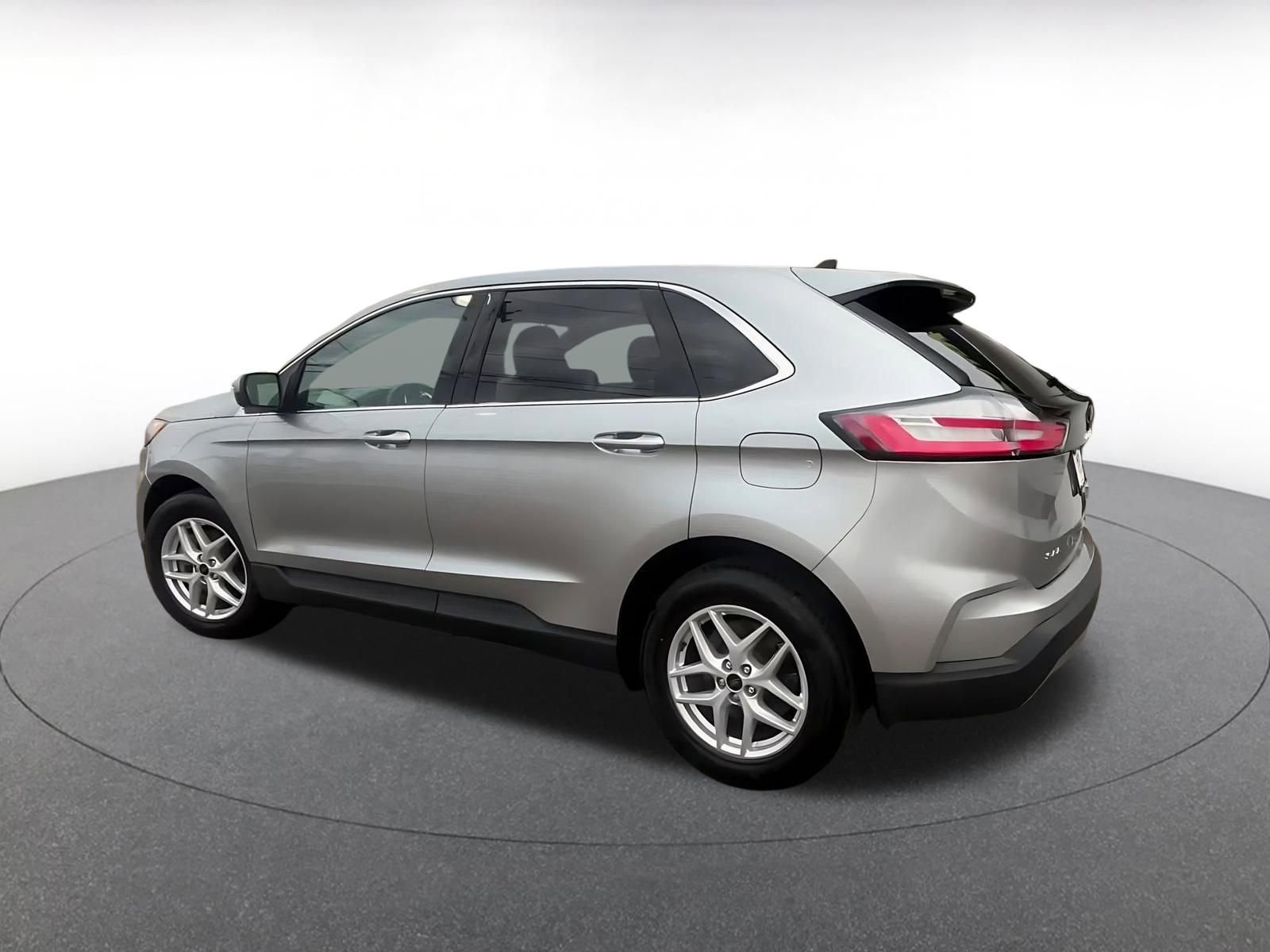 Thumbnail: 2024 Ford Edge - 10