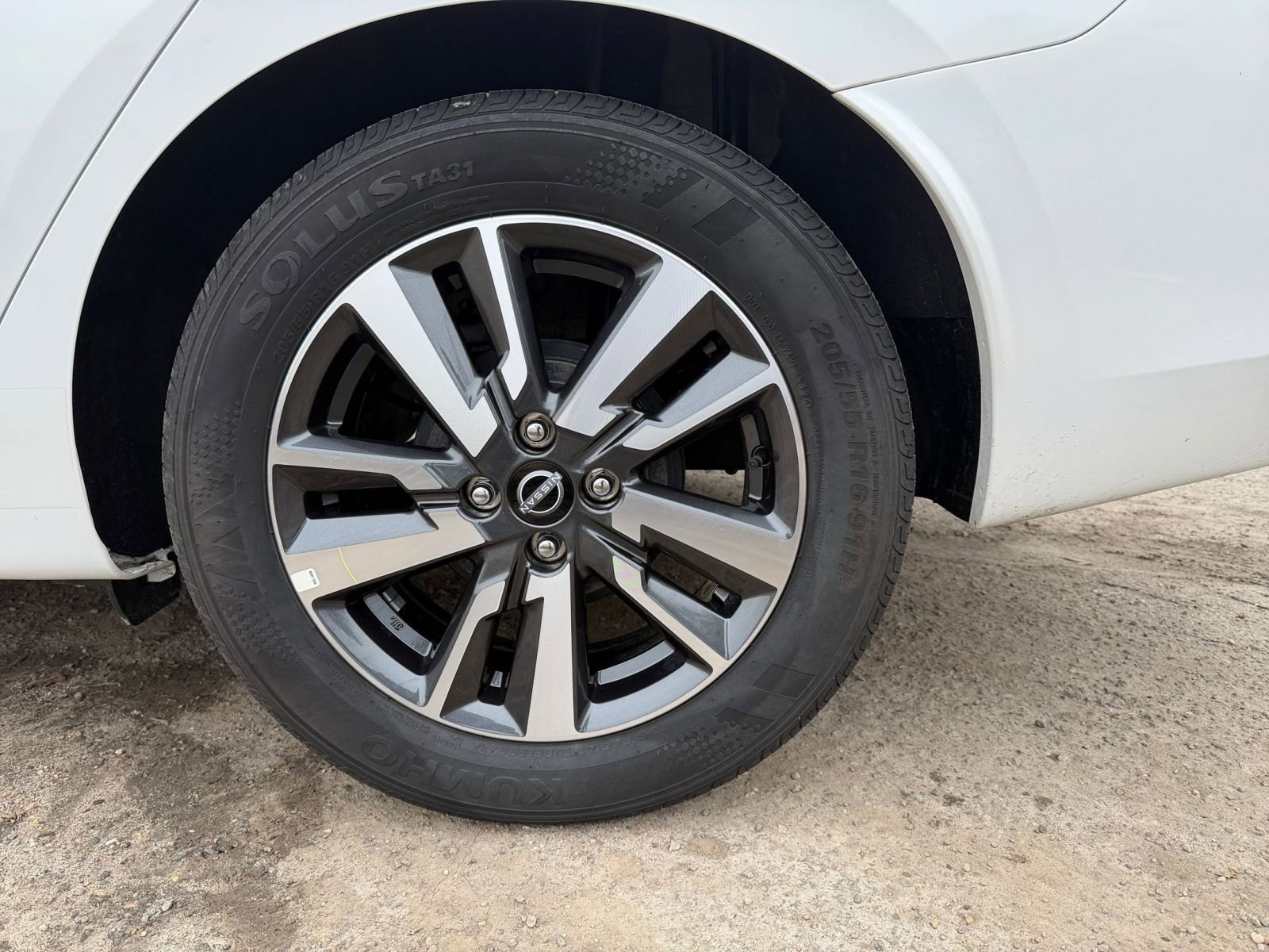 Thumbnail: 2025 Nissan Versa - 28