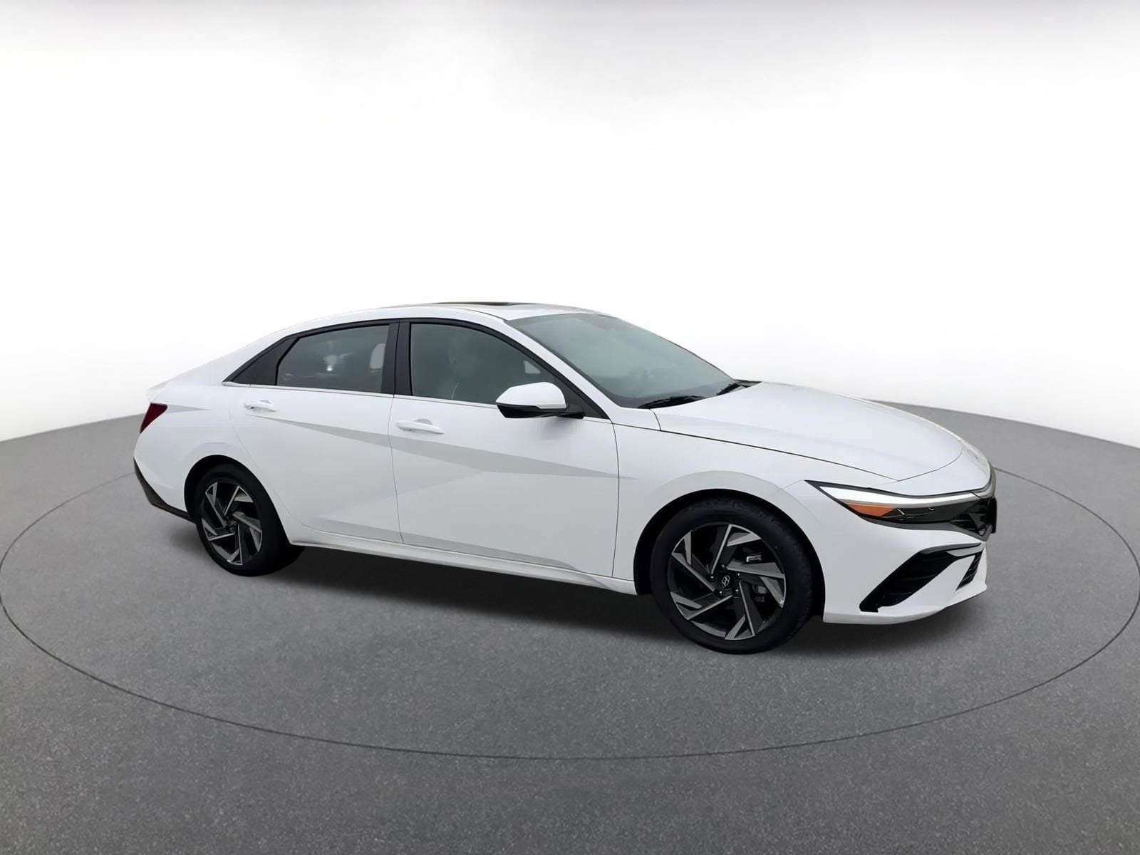 Thumbnail: 2025 Hyundai Elantra - 2