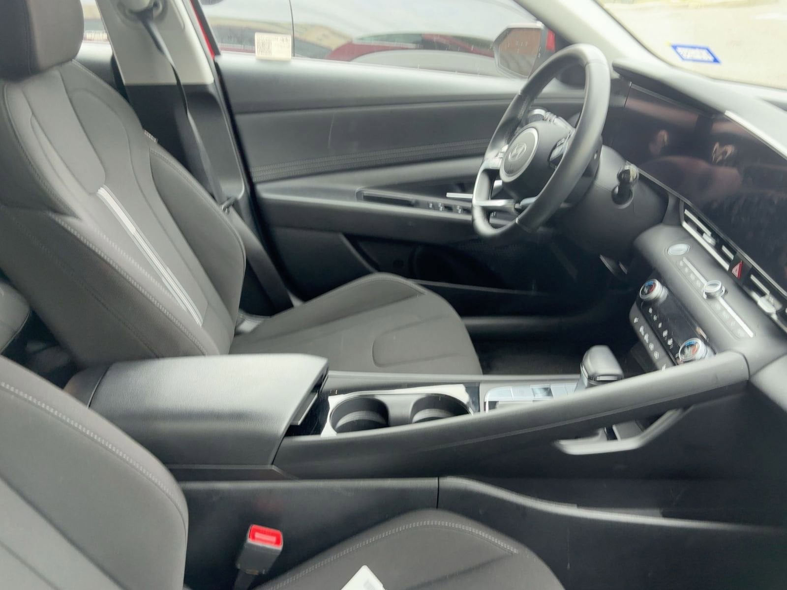 Thumbnail: 2025 Hyundai Elantra - 10