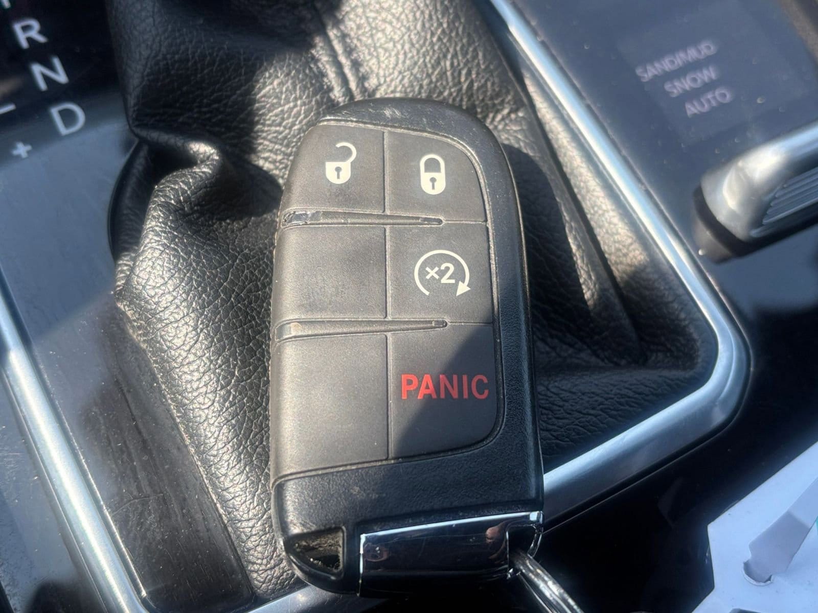 Thumbnail: 2025 Jeep Compass - 25