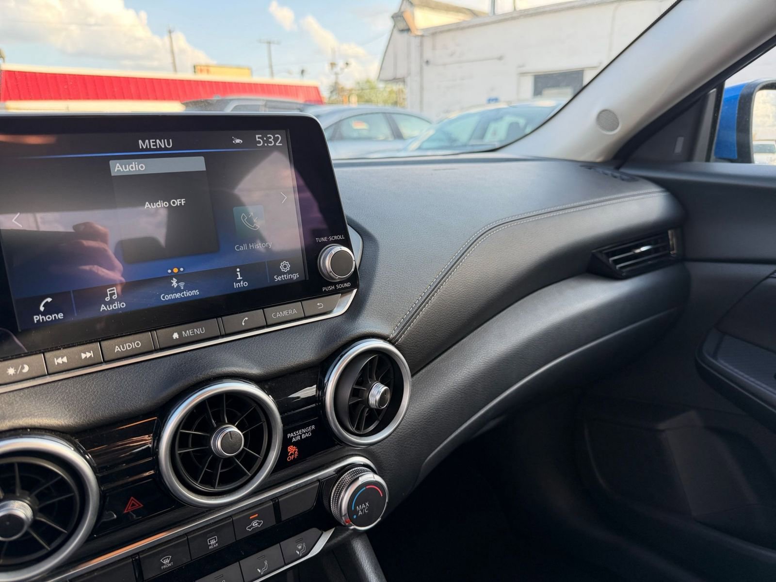 Thumbnail: 2025 Nissan Sentra - 33