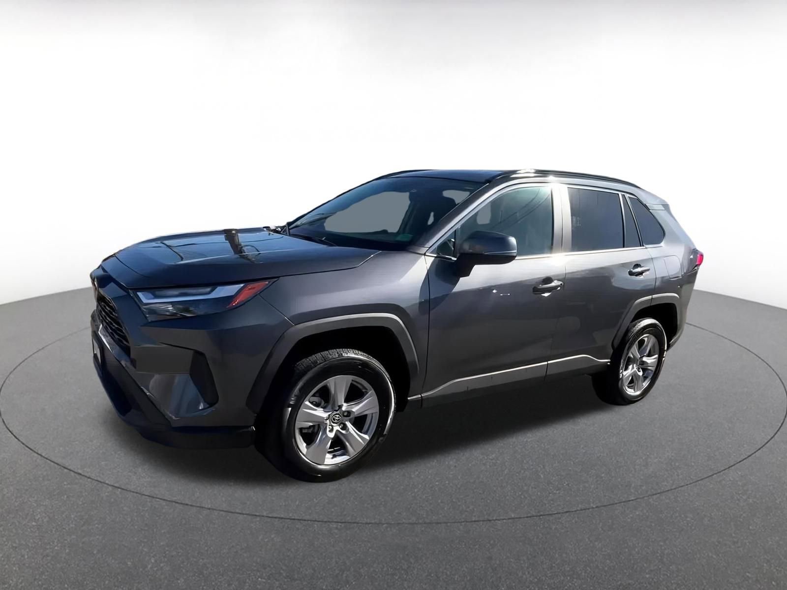 Thumbnail: 2025 Toyota RAV4 - 8