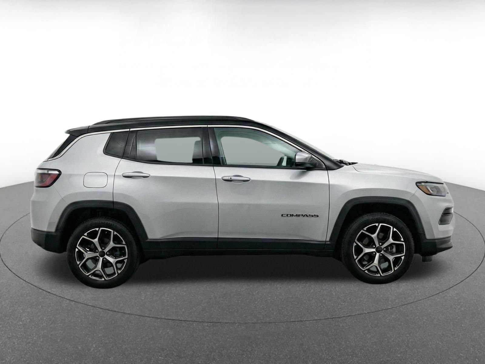 Thumbnail: 2025 Jeep Compass - 13