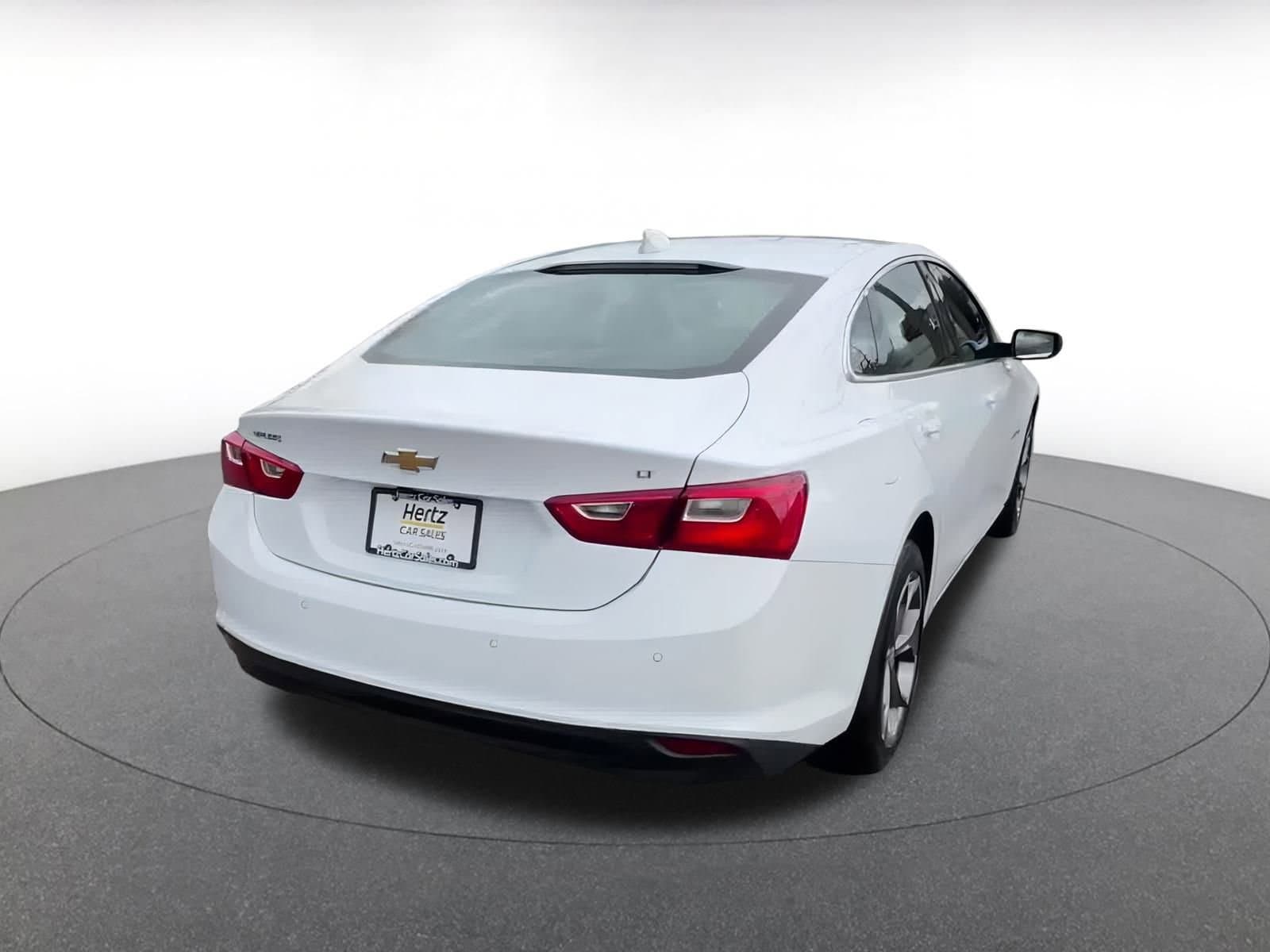 Thumbnail: 2024 Chevrolet Malibu - 14