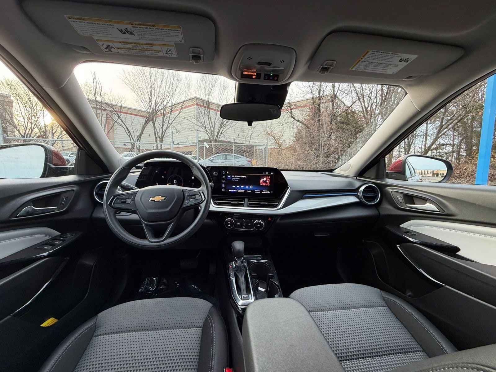 Thumbnail: 2025 Chevrolet Trax - 31