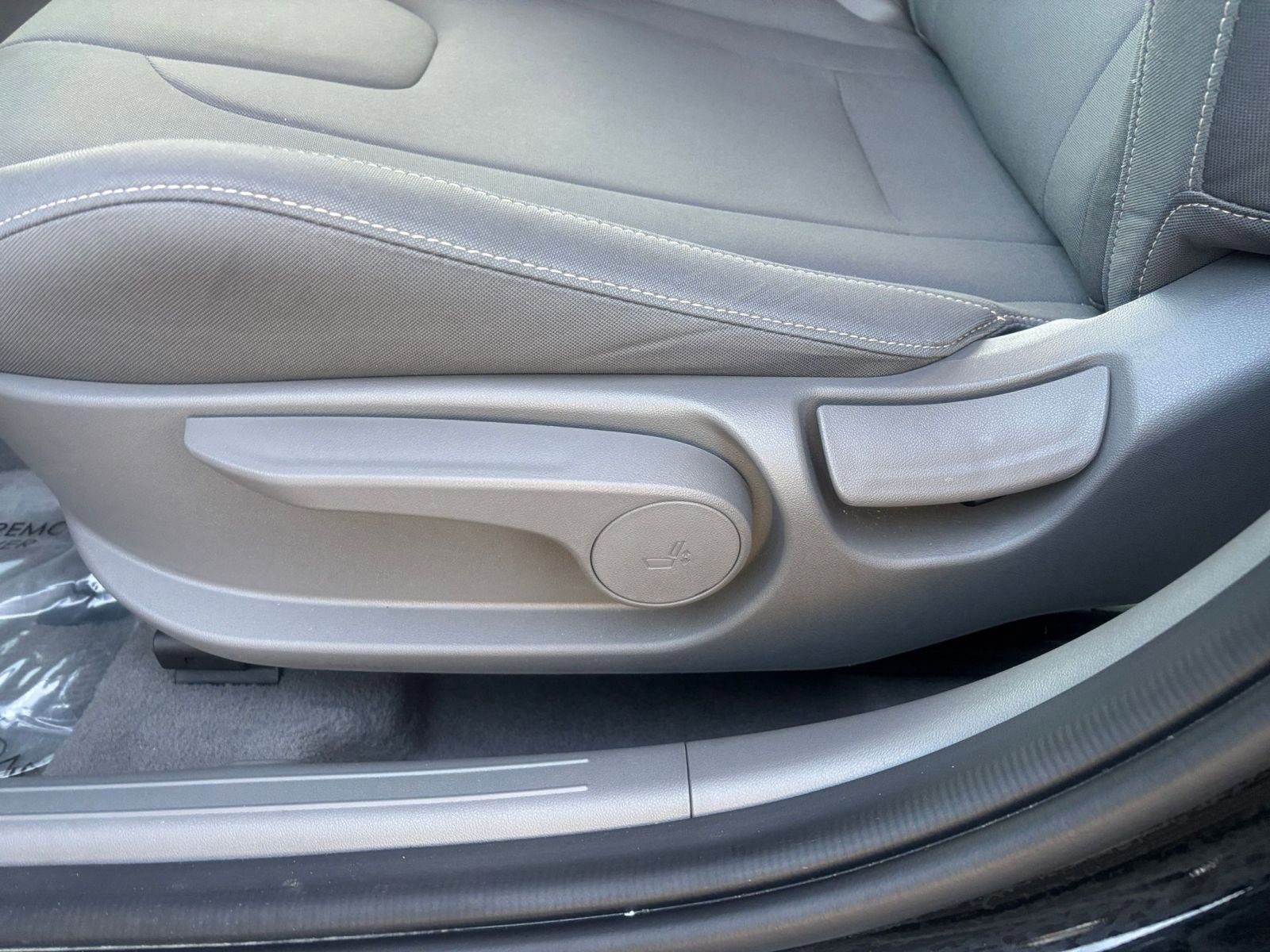 Thumbnail: 2025 Hyundai Elantra - 23