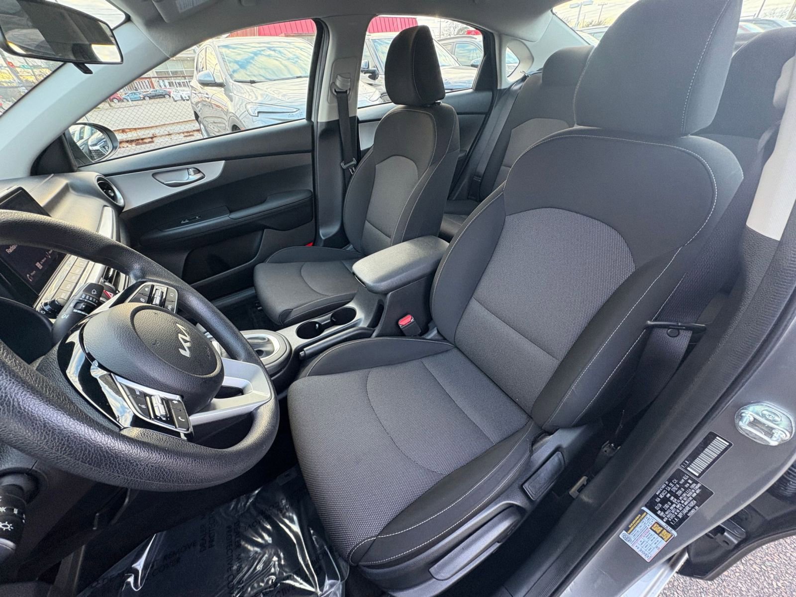 Thumbnail: 2024 Kia Forte - 34