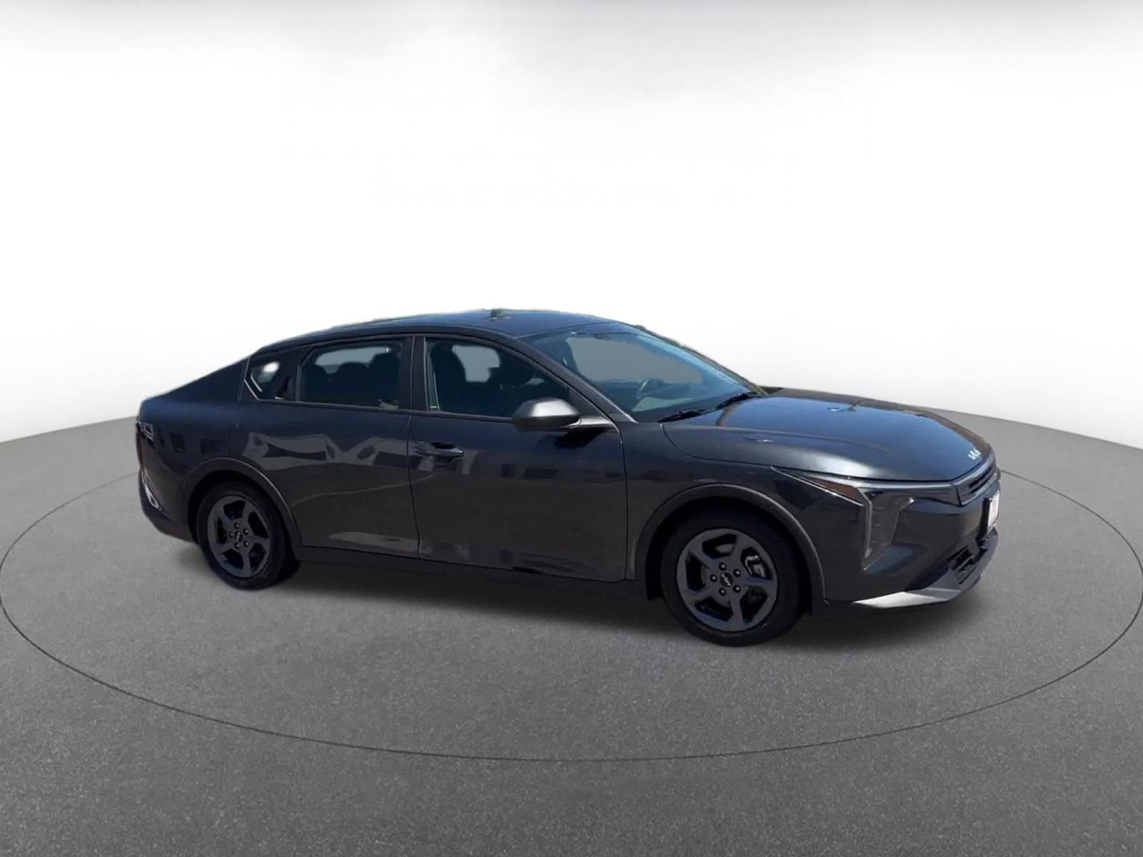 Thumbnail: 2025 Kia K4 - 2