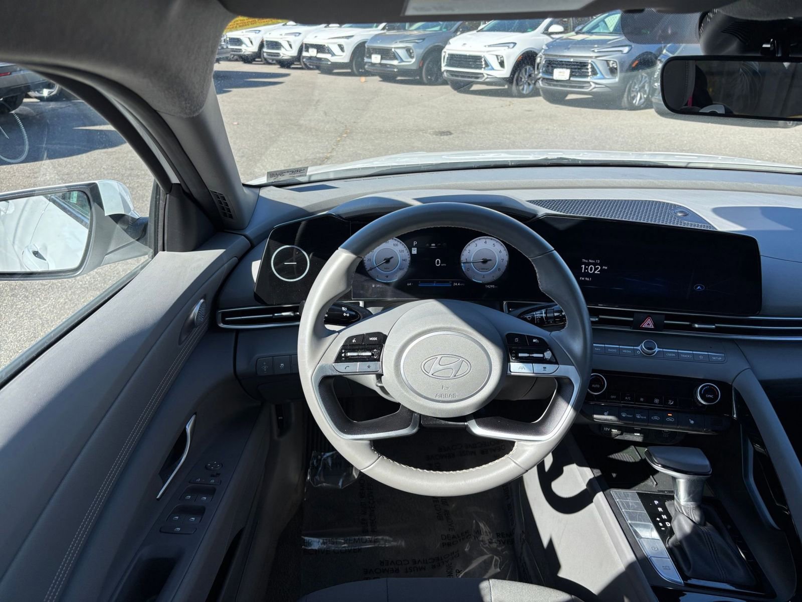 Thumbnail: 2025 Hyundai Elantra - 32