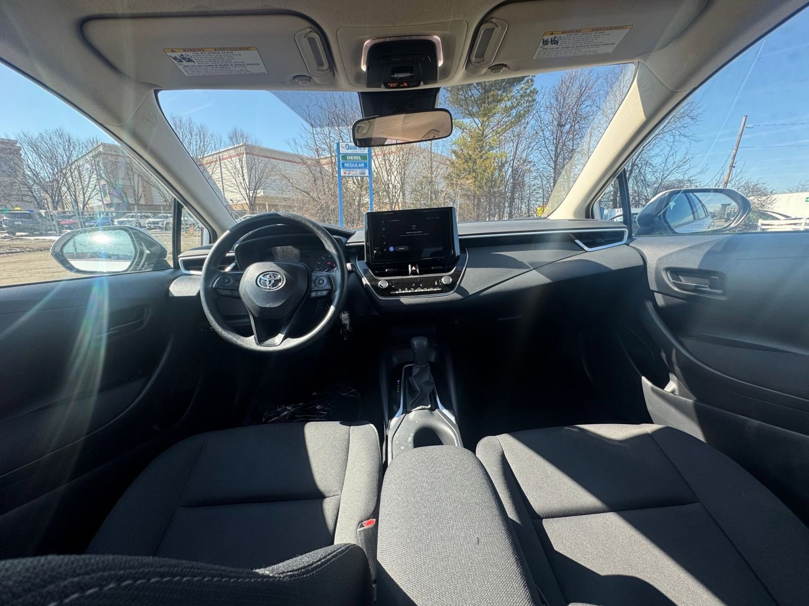 Thumbnail: 2025 Toyota Corolla - 31