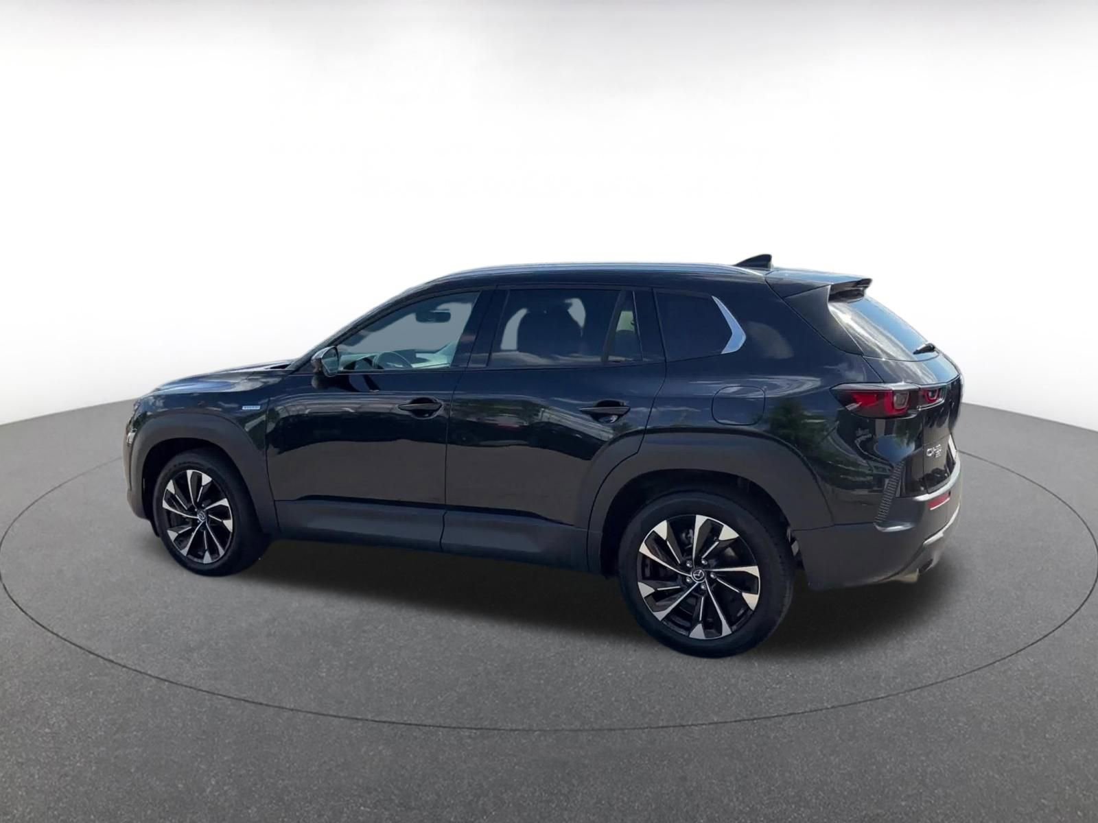 Thumbnail: 2025 Mazda CX-50 - 10