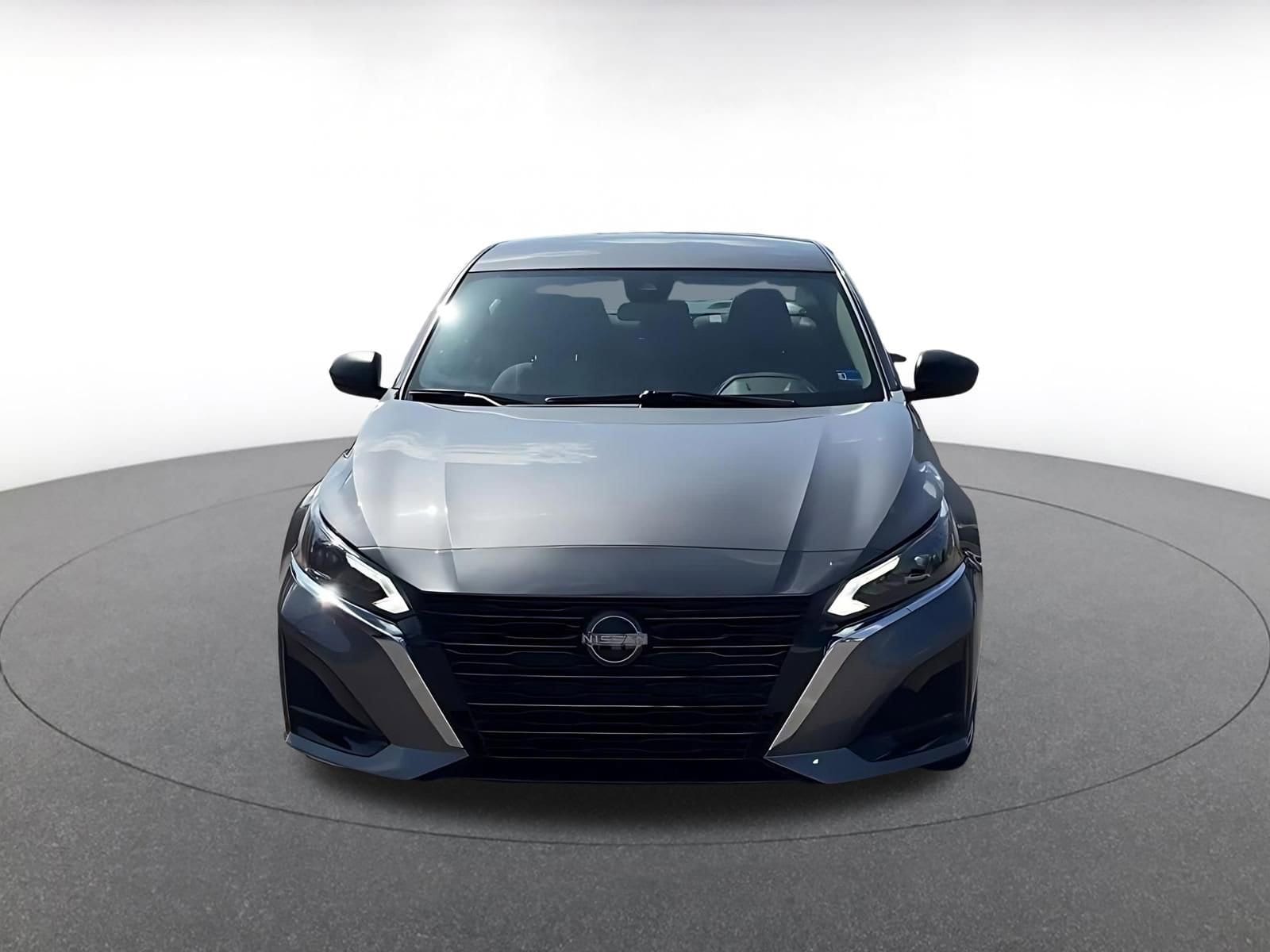 Thumbnail: 2025 Nissan Altima - 4