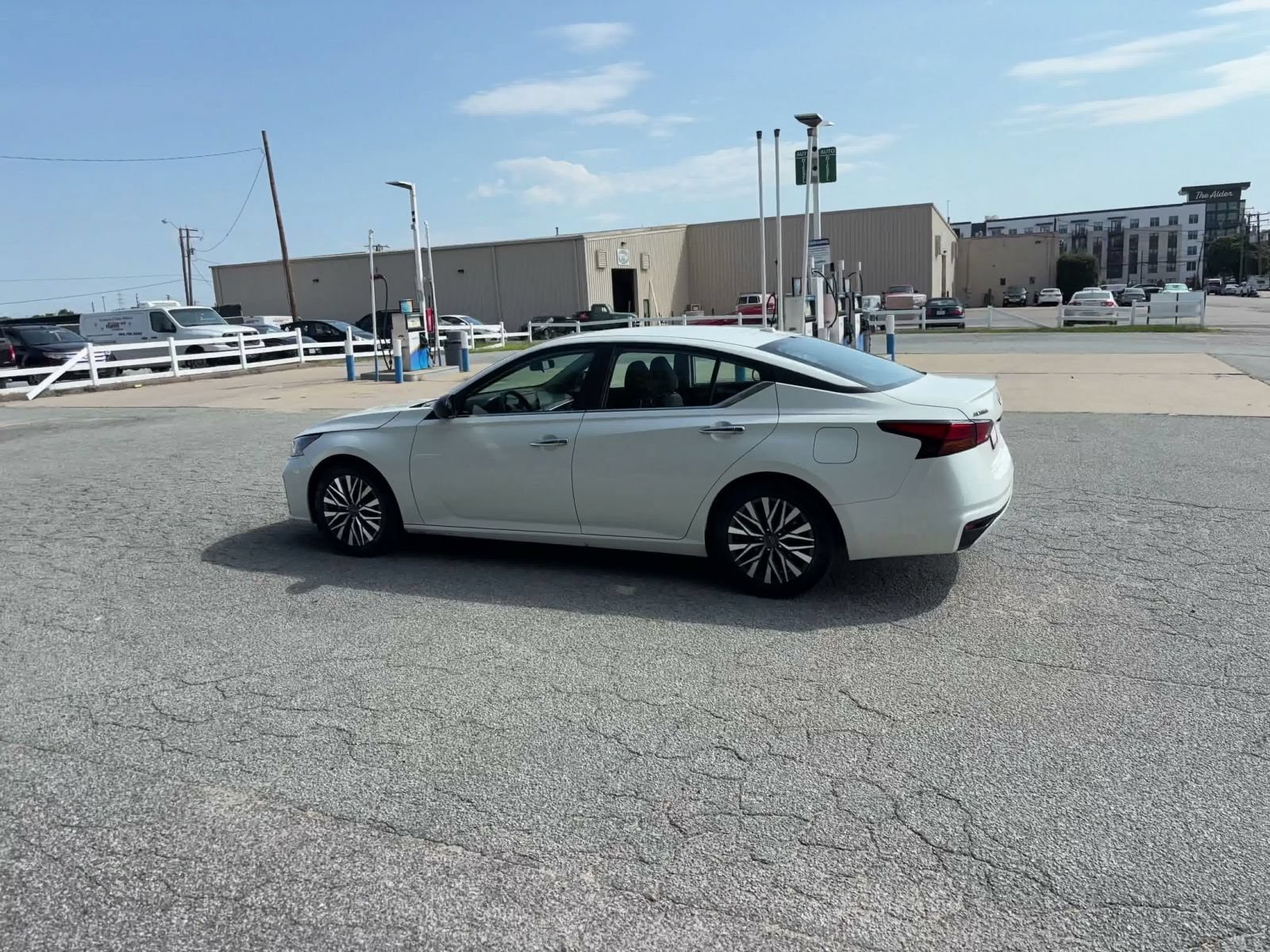 Thumbnail: 2025 Nissan Altima - 9