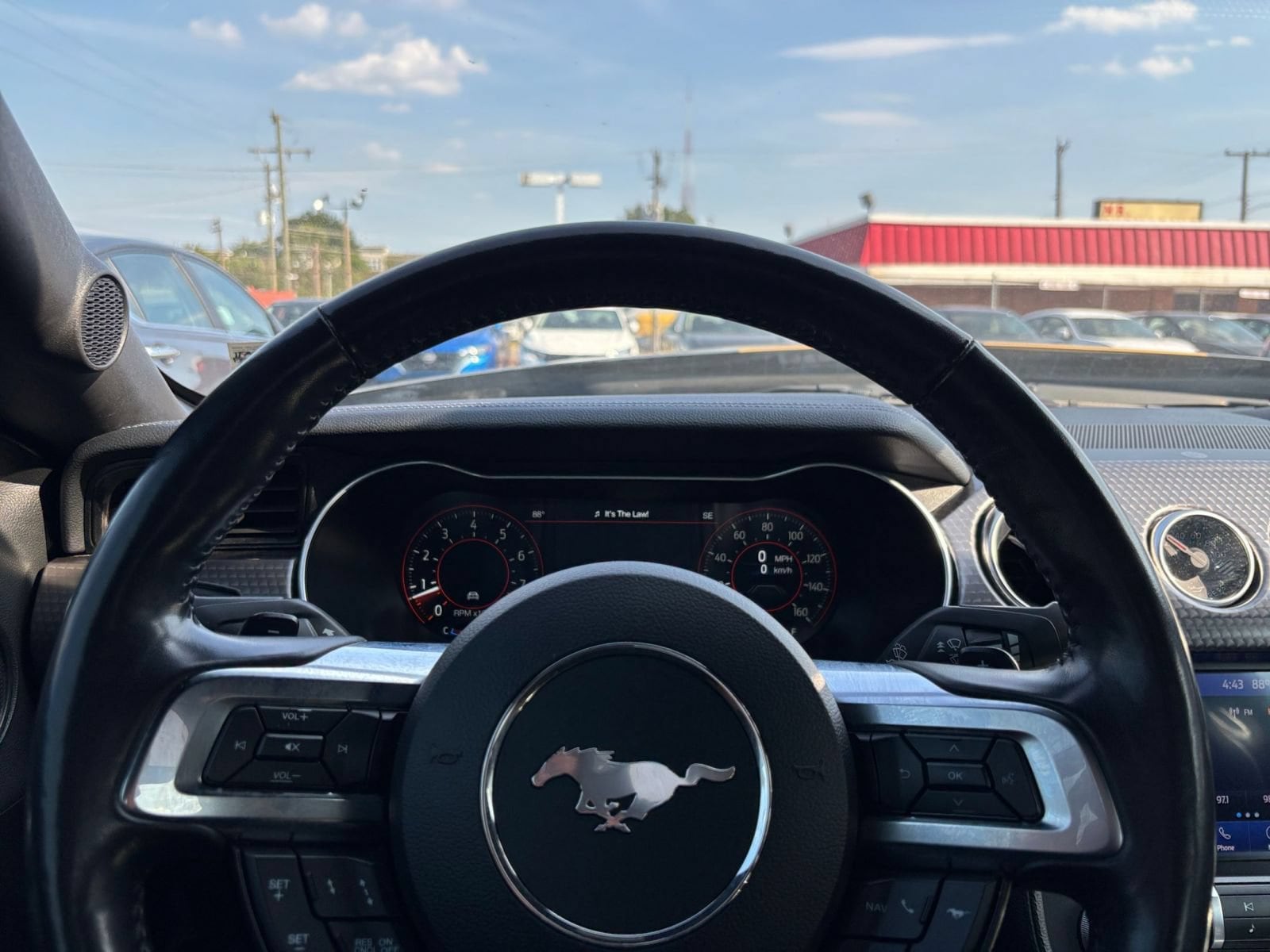 Thumbnail: 2022 Ford Mustang - 32
