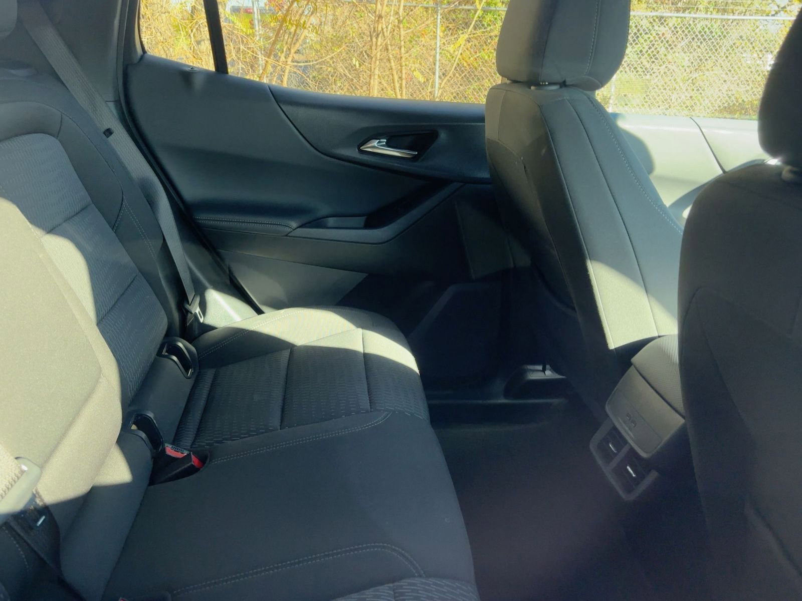 Thumbnail: 2025 Chevrolet Equinox - 9