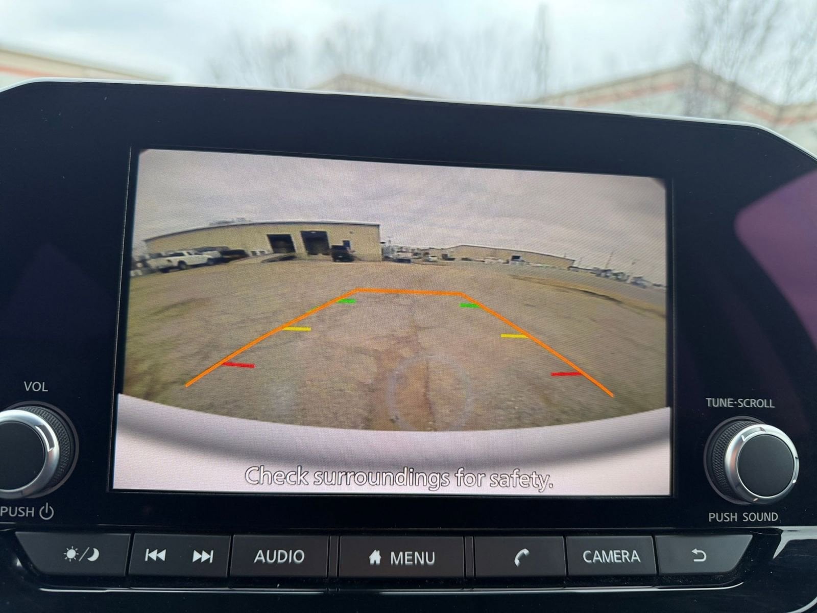 Thumbnail: 2025 Nissan Pathfinder - 17