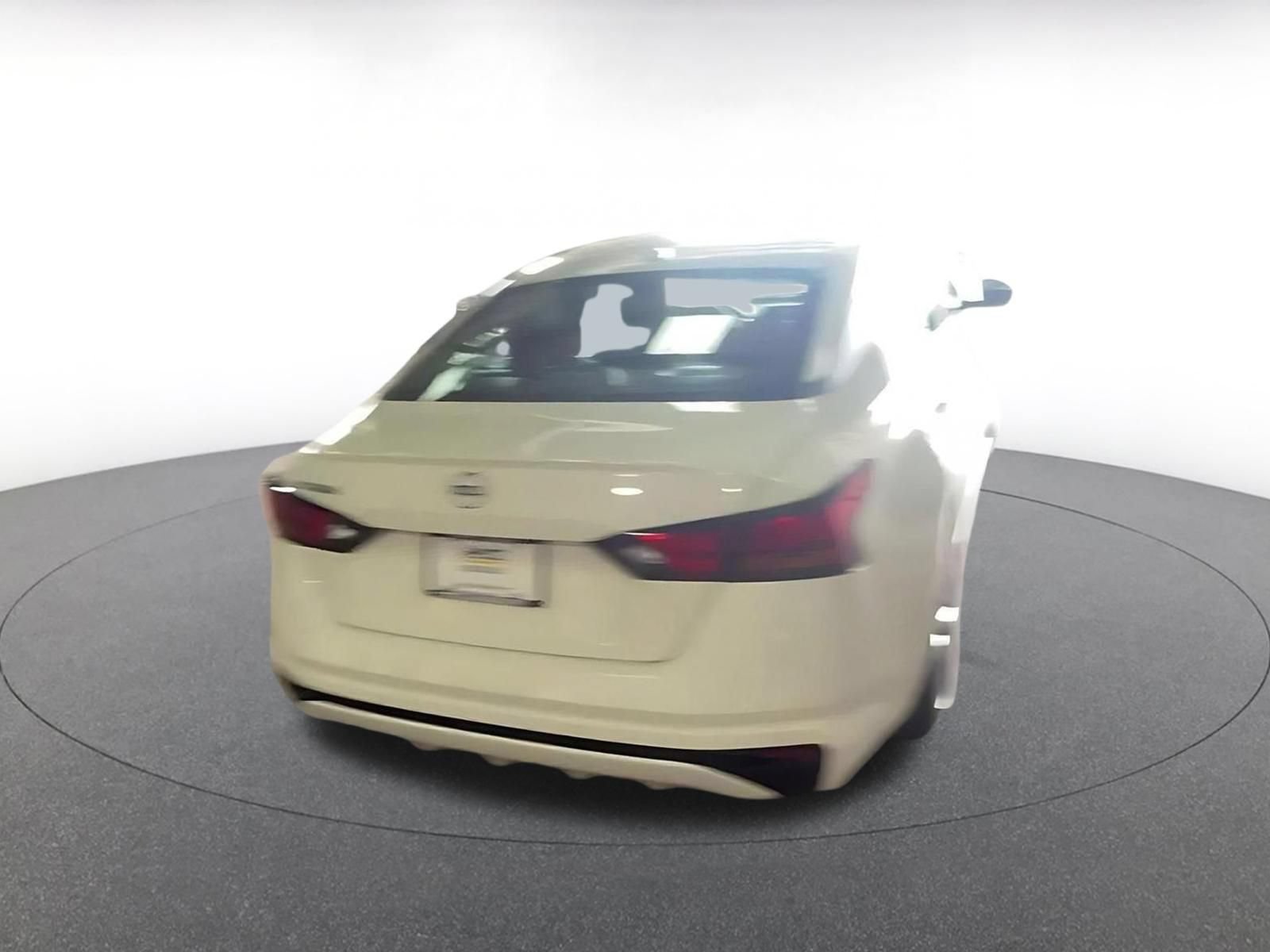 Thumbnail: 2025 Nissan Altima - 14