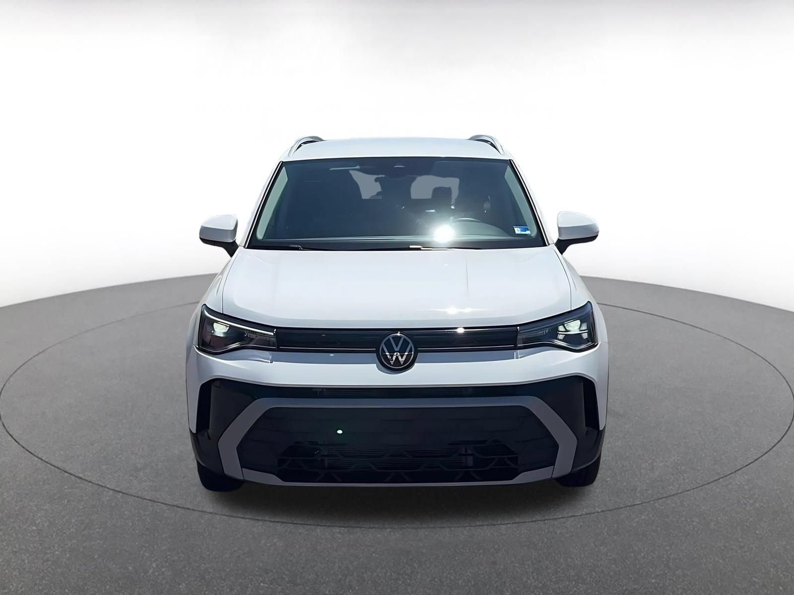 Thumbnail: 2025 Volkswagen Taos - 4