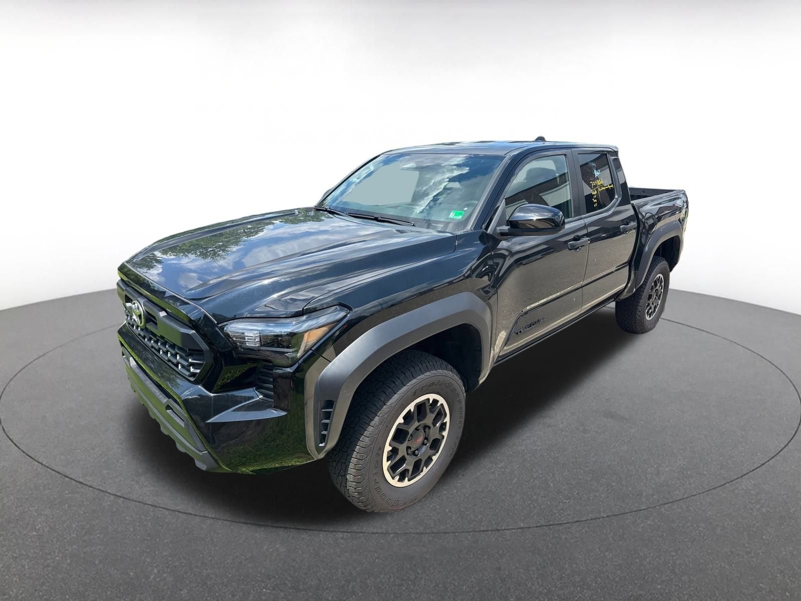 Thumbnail: 2024 Toyota Tacoma - 3