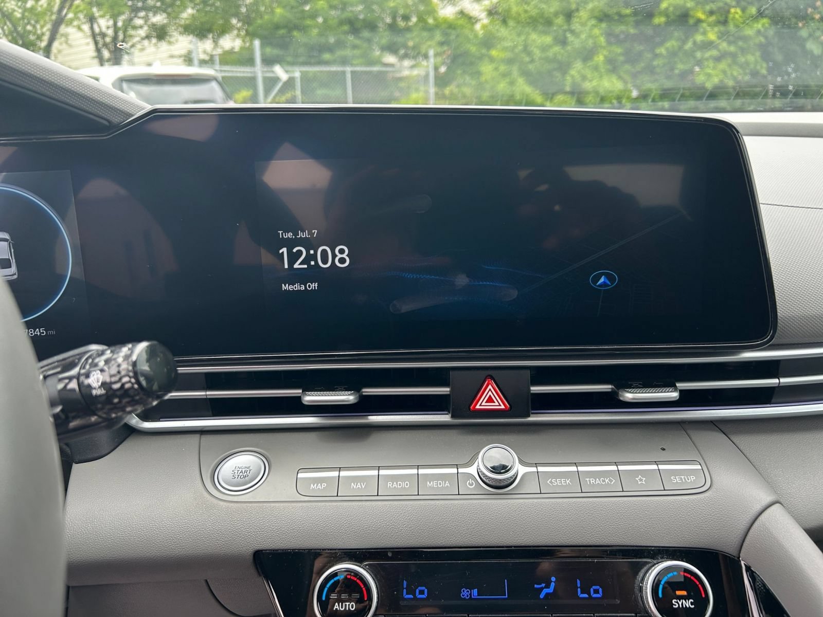 Thumbnail: 2025 Hyundai Elantra - 21