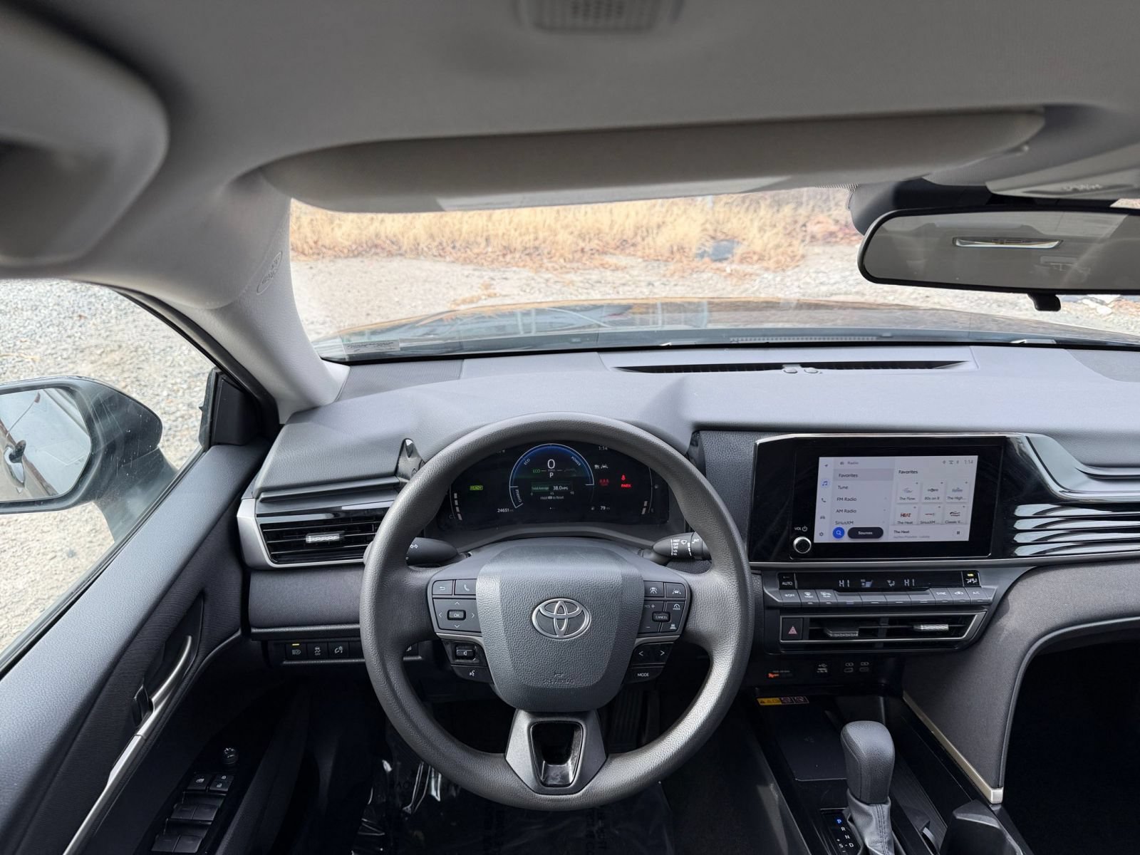 Thumbnail: 2025 Toyota Camry - 32