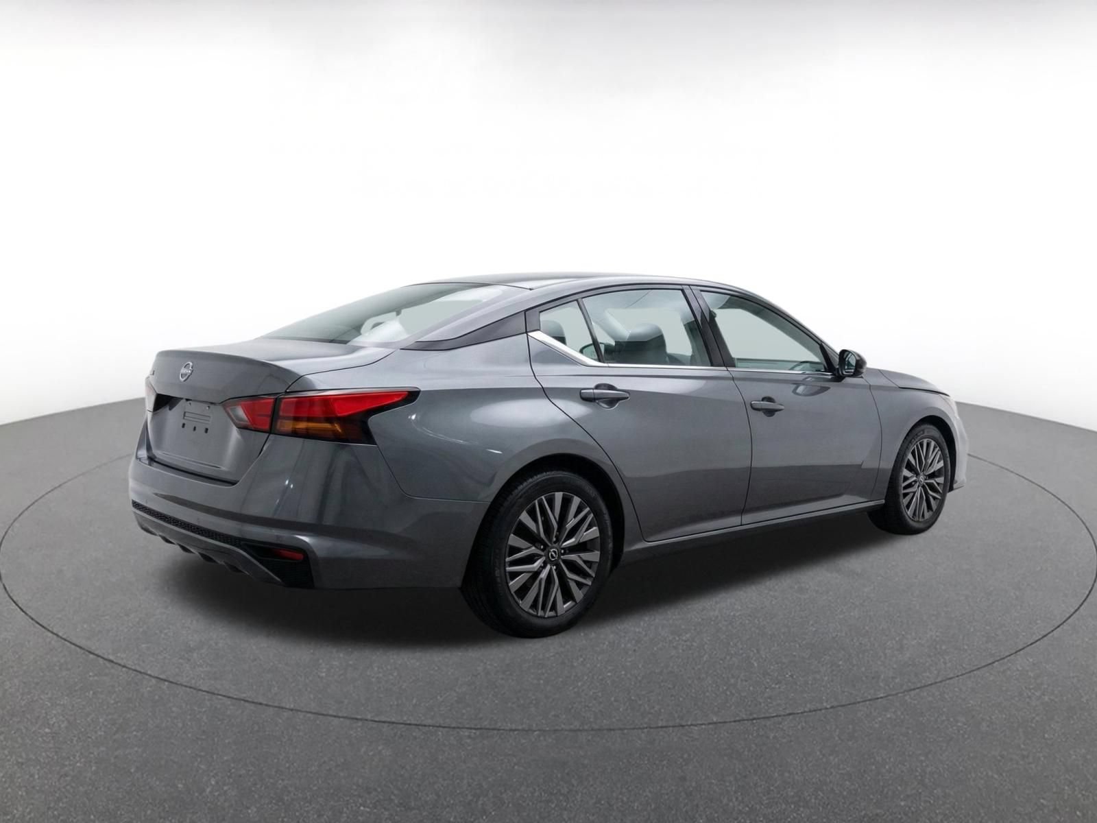 Thumbnail: 2026 Nissan Altima - 9