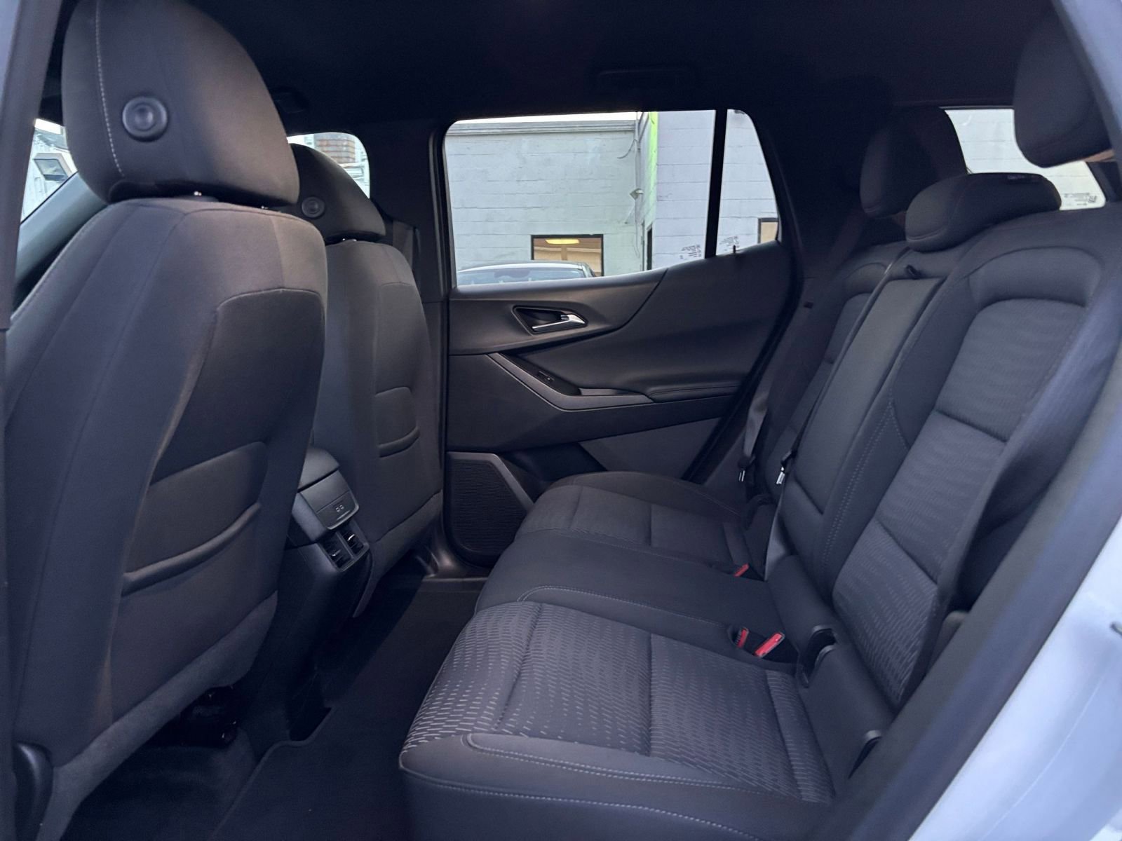 Thumbnail: 2025 Chevrolet Equinox - 24