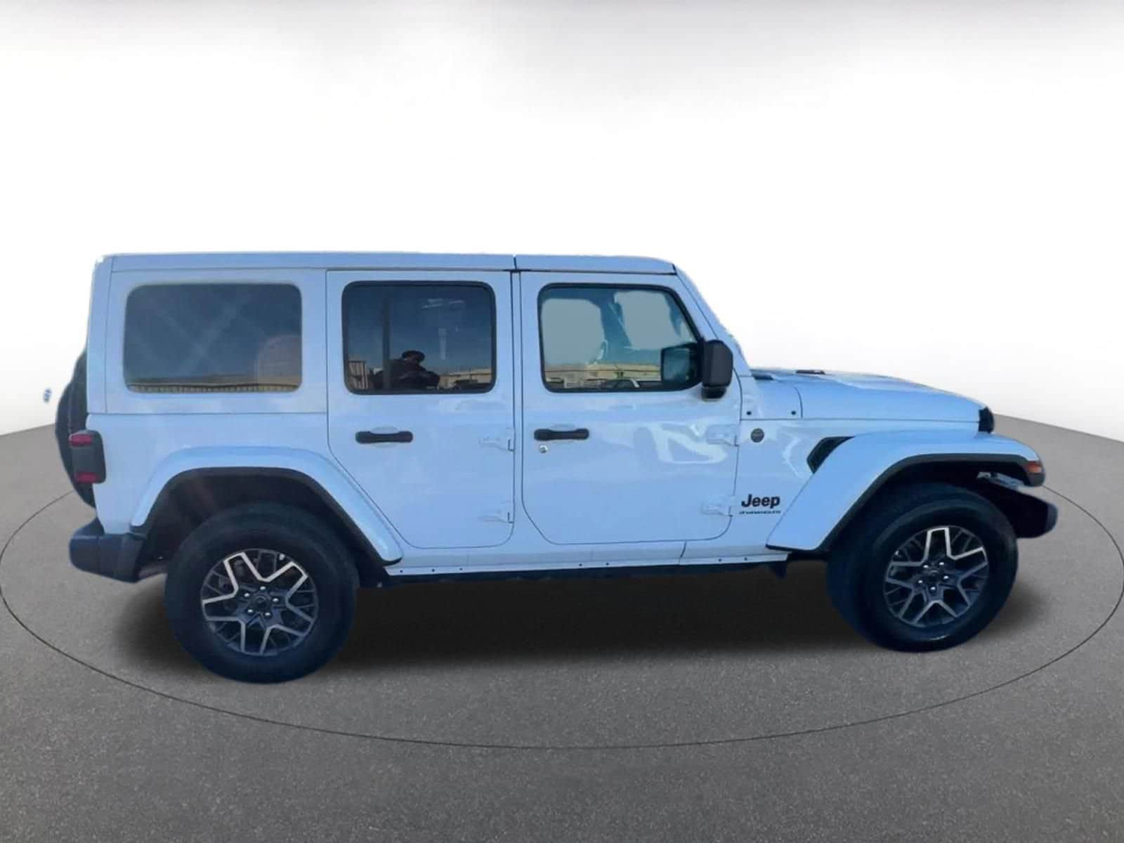 Thumbnail: 2025 Jeep Wrangler - 16
