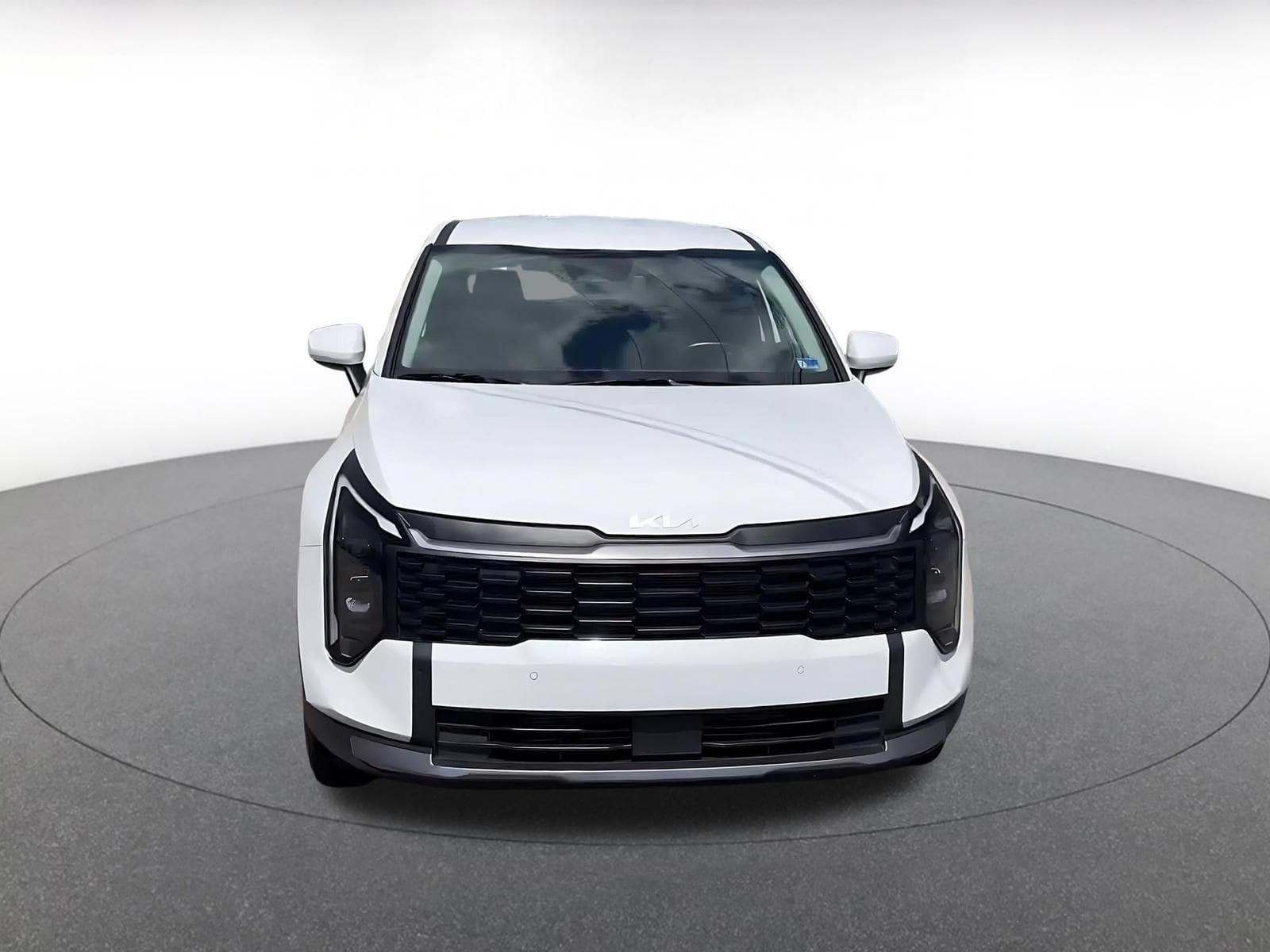 Thumbnail: 2026 Kia Sportage - 3