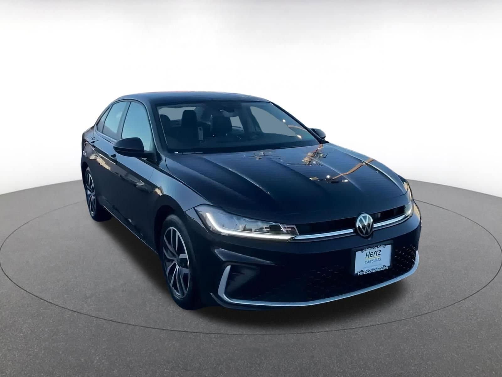 Thumbnail: 2025 Volkswagen Jetta - 3