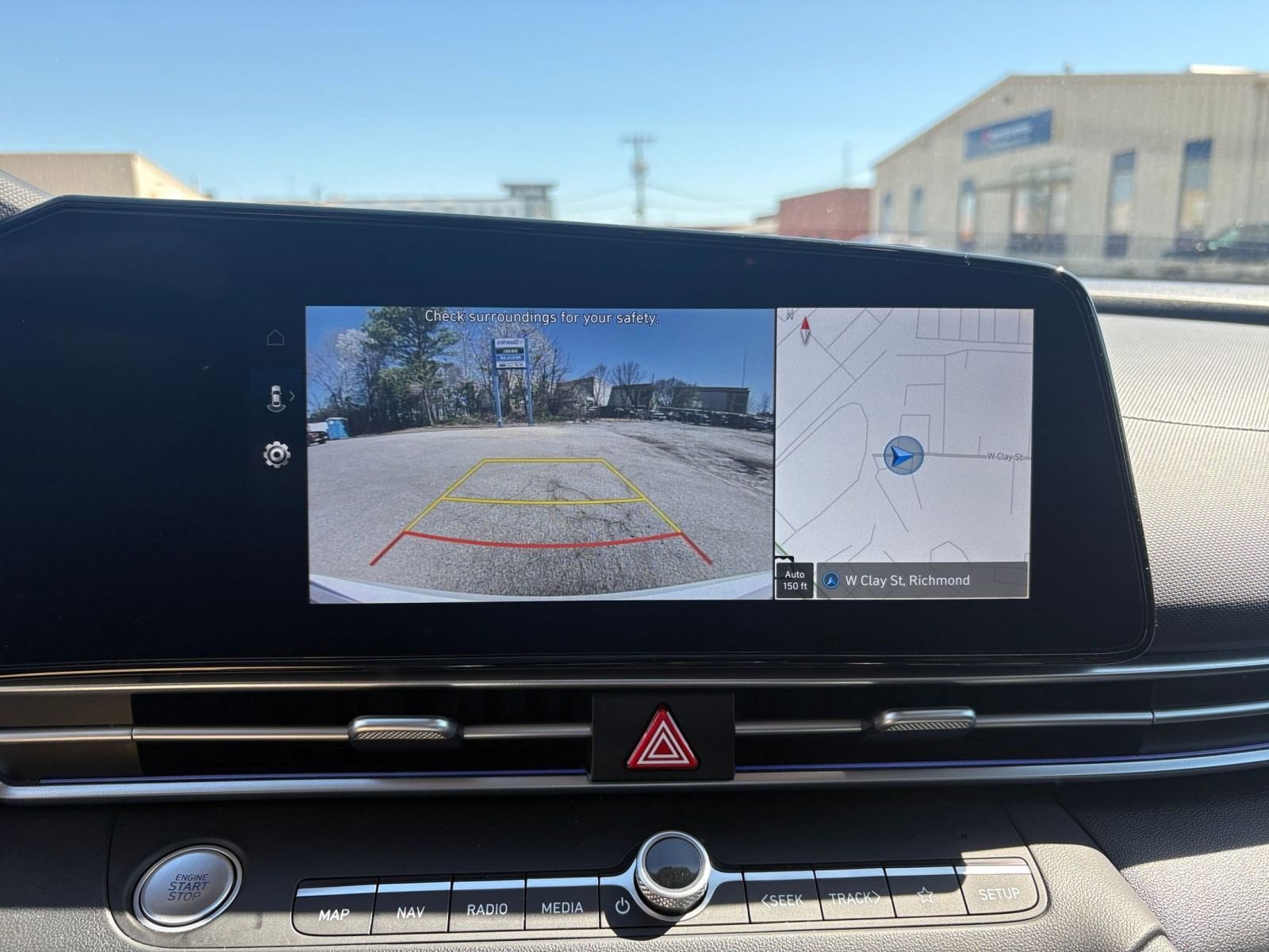 Thumbnail: 2025 Hyundai Elantra - 23