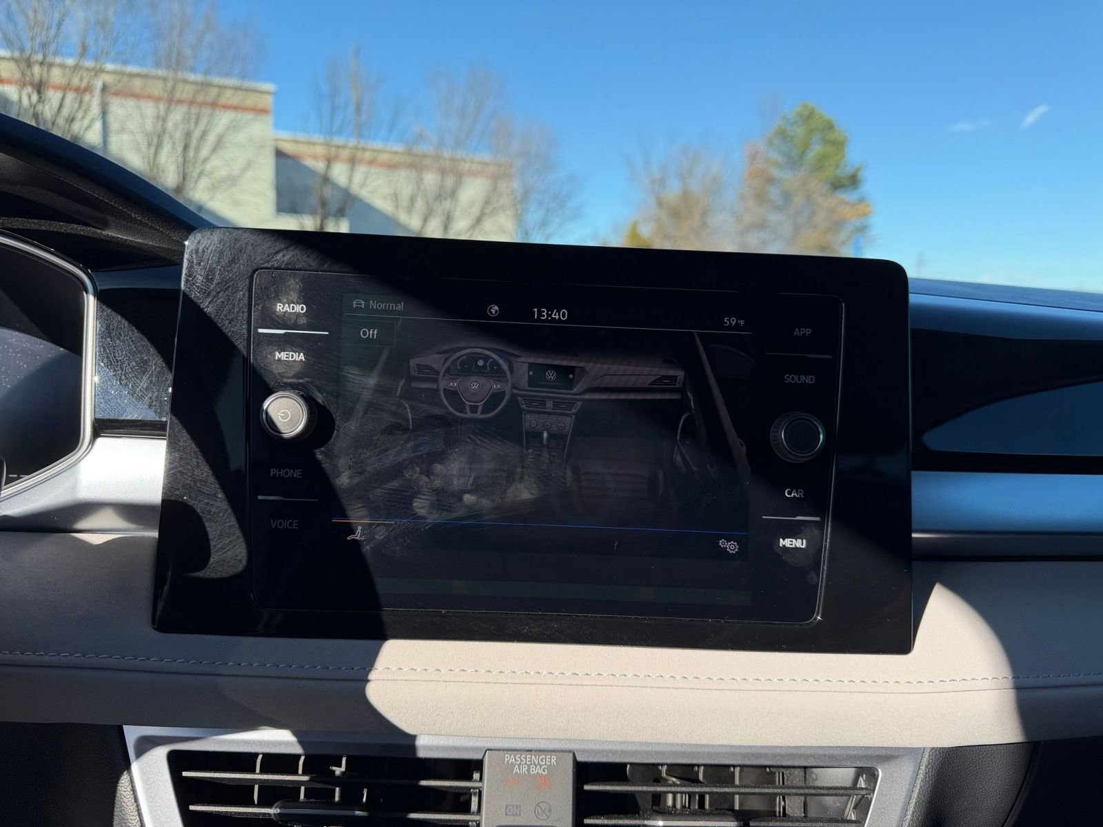 Thumbnail: 2025 Volkswagen Taos - 21