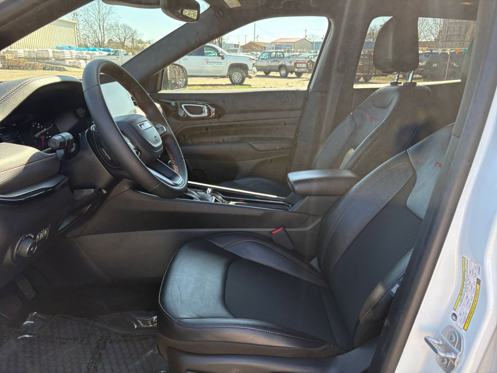 Thumbnail: 2025 Jeep Compass - 25