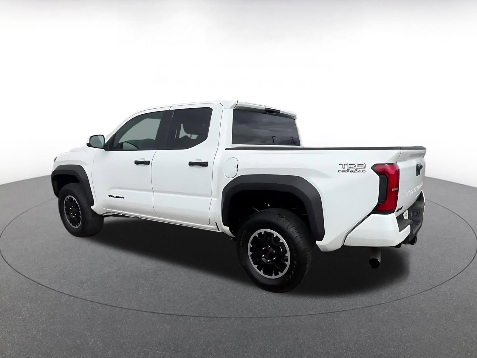 Thumbnail: 2025 Toyota Tacoma - 10