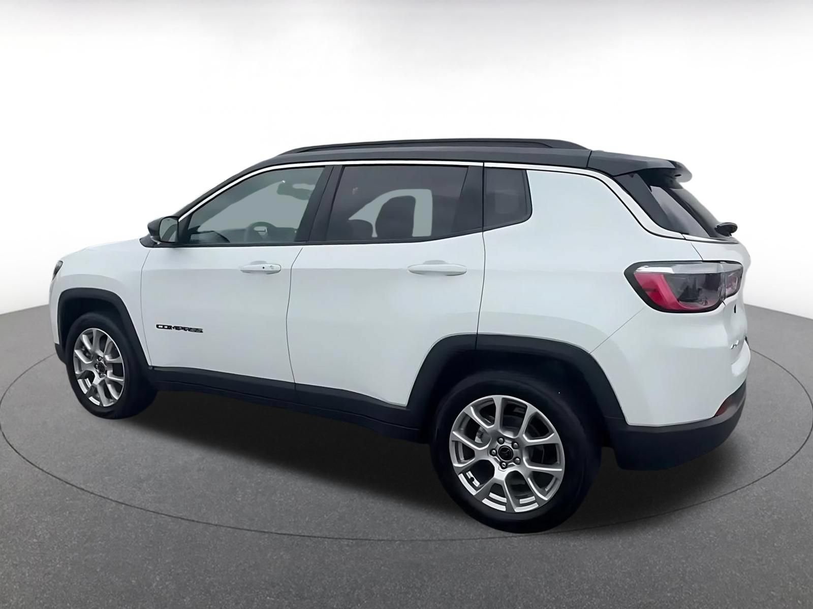 Thumbnail: 2025 Jeep Compass - 10